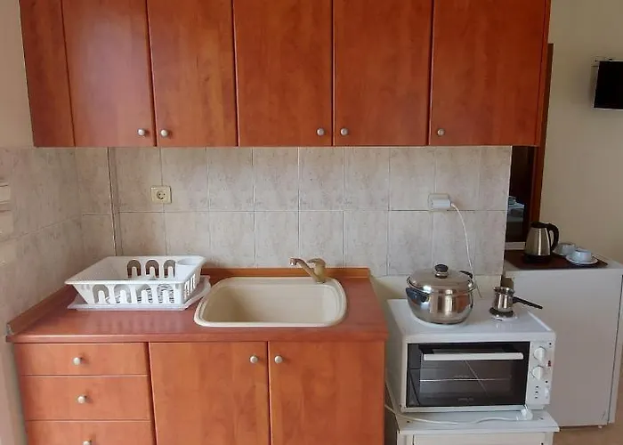 아파트호텔 Kassandros 시비리